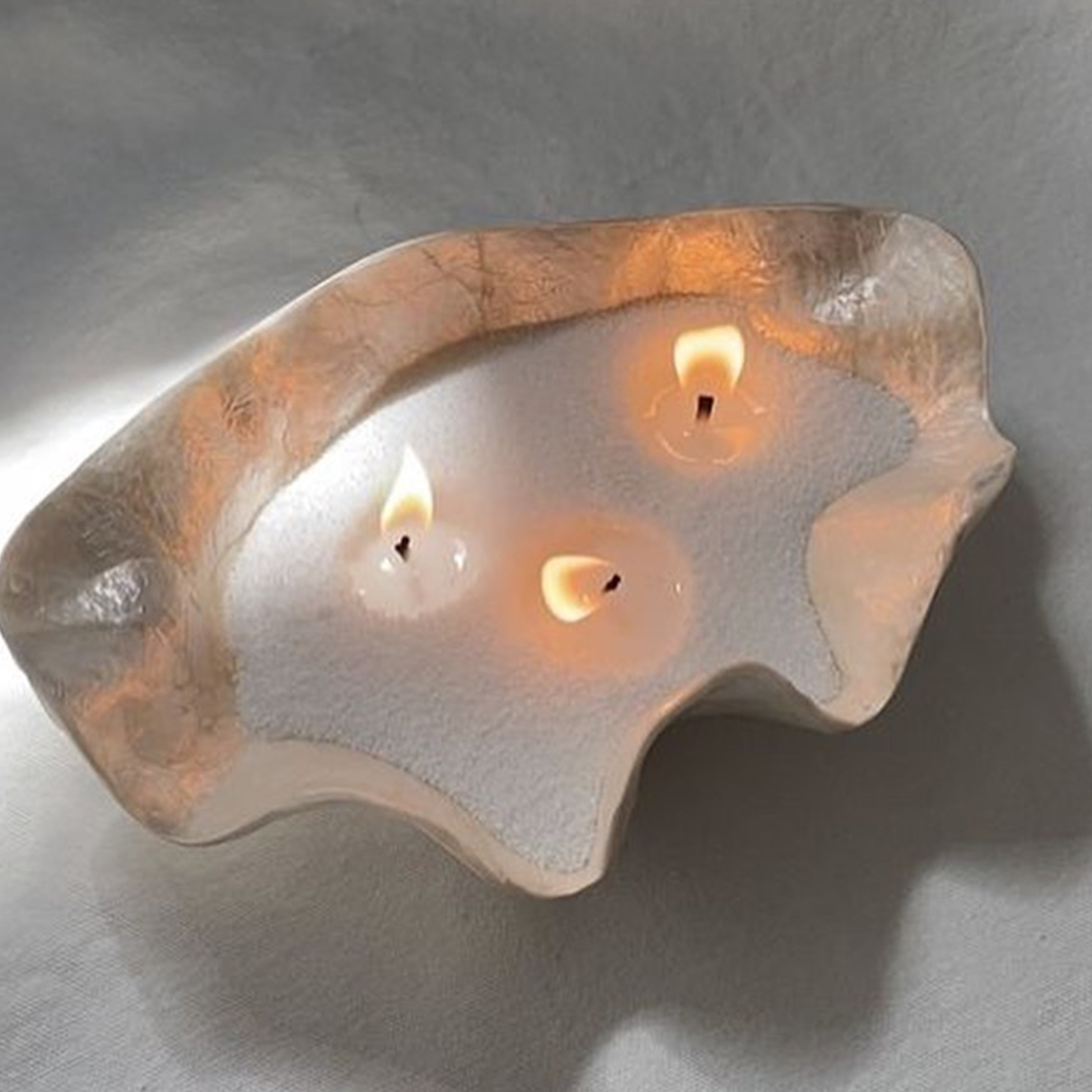 Ambre Pearled Candles 1Kg + 30 Wicks