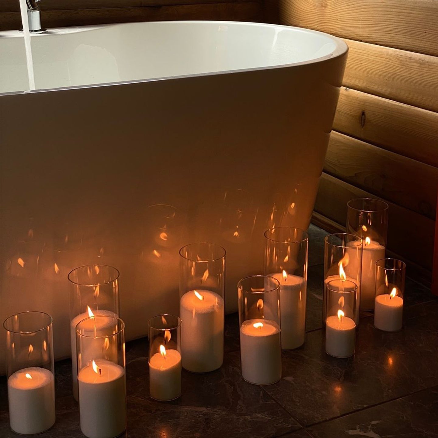 Ambre Pearled Candles 1Kg + 30 Wicks